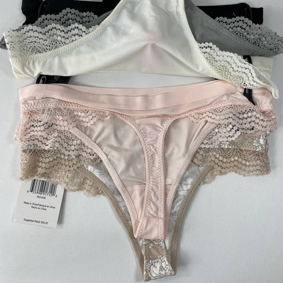 Sophie b Women's 5 Pair Pack Invisible Edge Thongs Floral Multicolor Small NEW - Picture 8 of 11